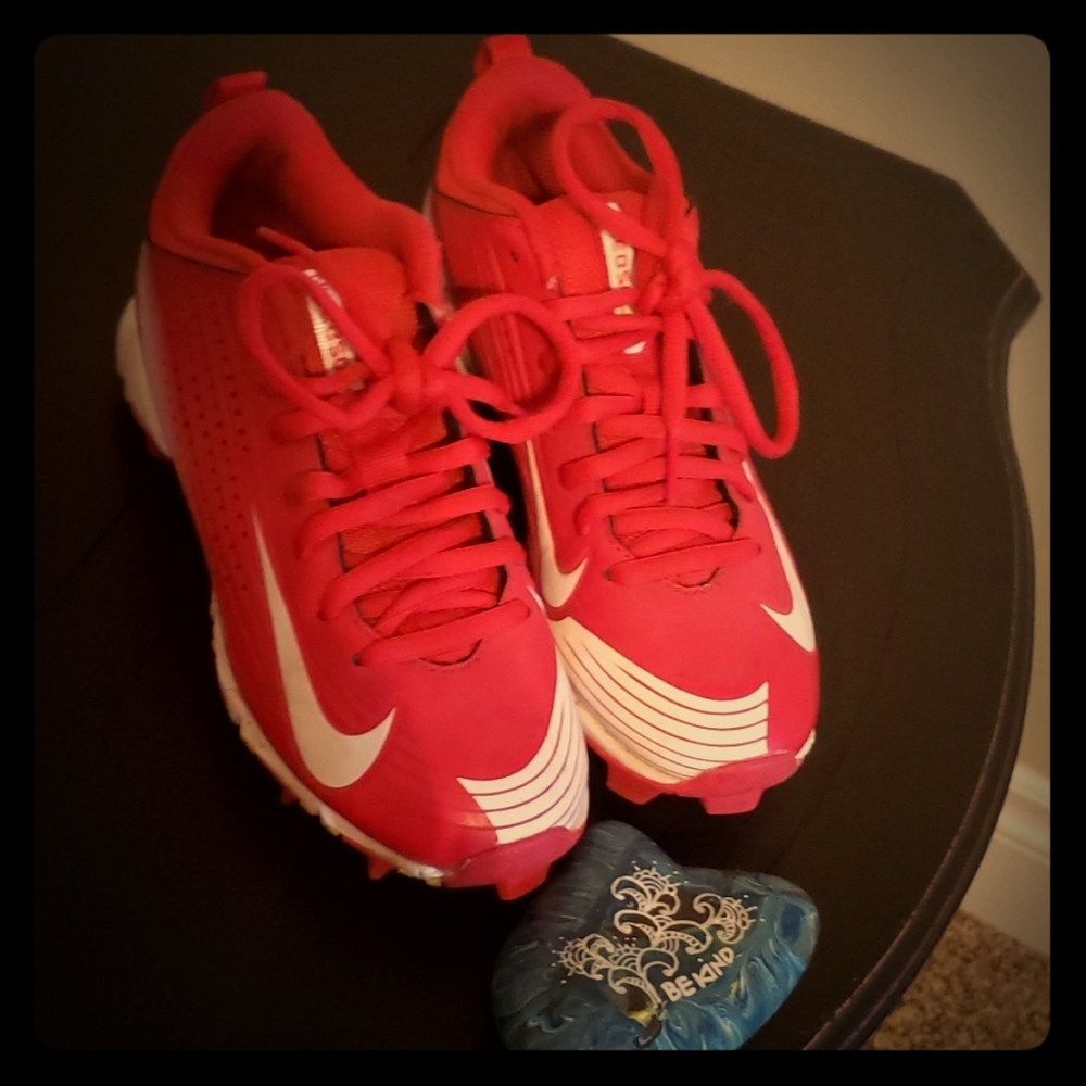 Nike vapor baseball cleats
